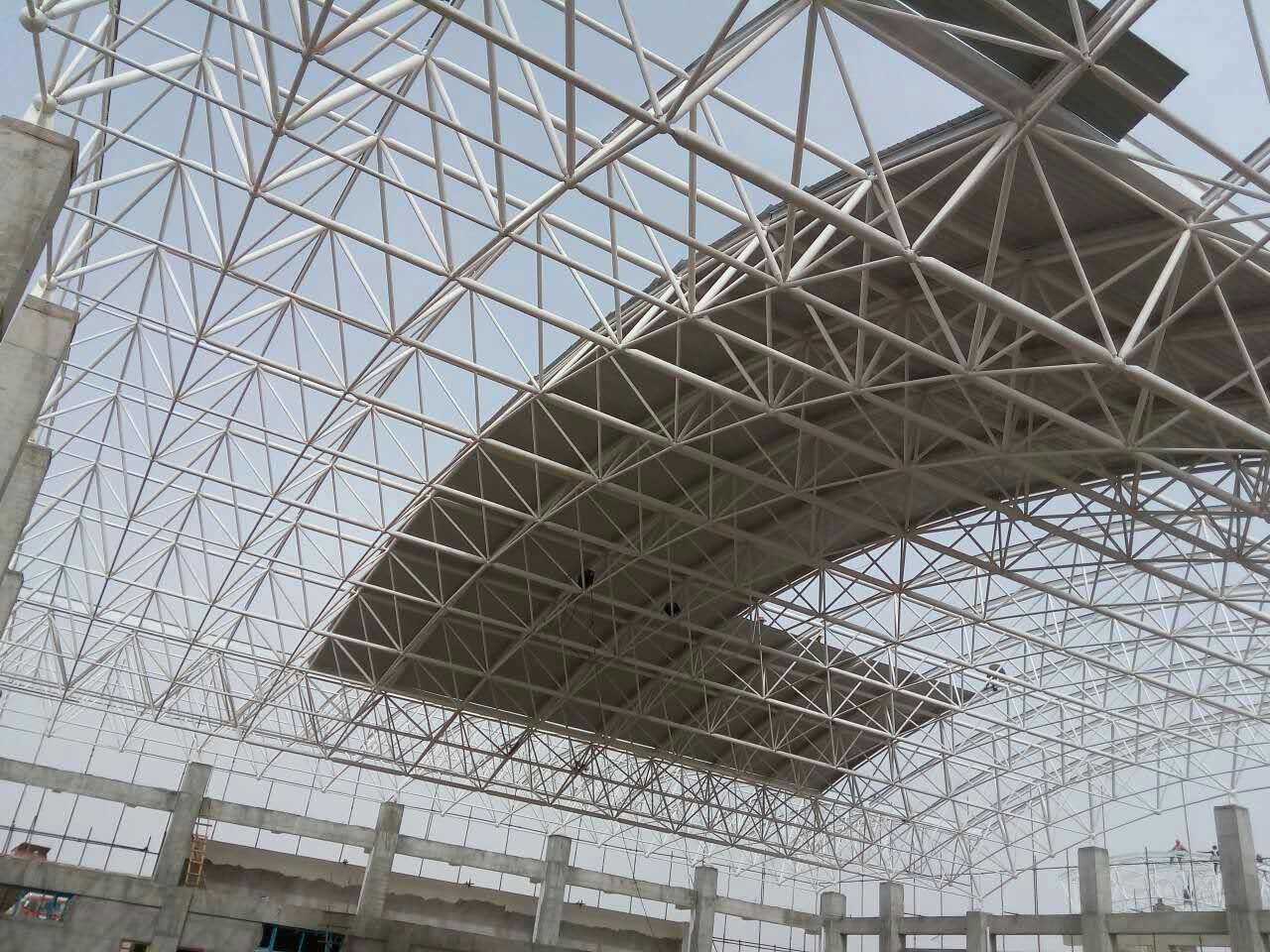 海南一汽网架